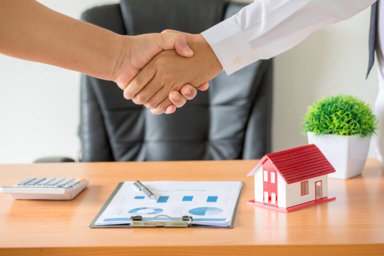 Understanding What a Real Estate Settlement Agent Does